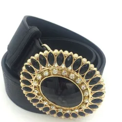 Luxury vintage leather belt with crystal & pearls round buckleBelts