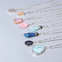 Edelsteen hanger - metalen ketting - unisexHalskettingen