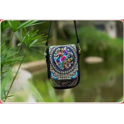 Embroidery - Floral - Shoulder bagsTassen