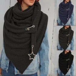 Châle polyvalent avec étoile en métal - foulard avec boutons / points