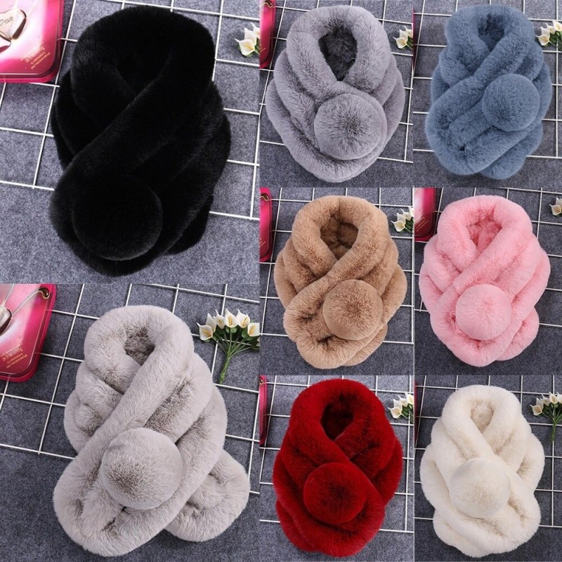 Écharpe chaude de luxe avec pom pom pom