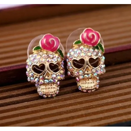 Crâne en cristal avec rose - petites boucles d'oreilles