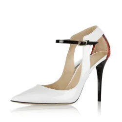 Elegante pumps met hoge hak - witte sandalen met enkelbandje - slangenpatroonHoge hakken