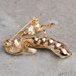 Green peas with pearls - crystal broochBrooches