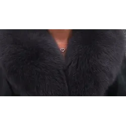 Elegant kort leren jack - met bontkraagJassen