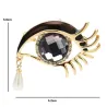 Waterdrop crystal eye - brooch