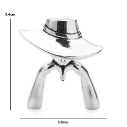Lady wearing hat - brooch