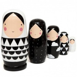 Wooden Russian dolls - 5 layers - matryoshka doll