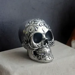 Skull with floral design - silver plated - Halloween decorationHalloween & Party