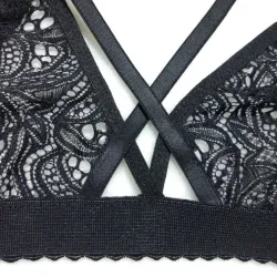Sexy kanten bh - gekruiste bandjes aan de voorkantLingerie