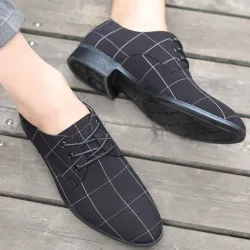 Klassieke schoenschoenen met spitse neus - veters - zwart roosterSchoenen
