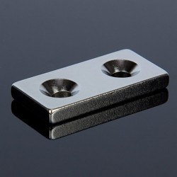 N52 - neodymium magneet - sterk verzonken blok - 40mm * 20mm * 5mm - met dubbel 5mm gat - 3 stuksN52