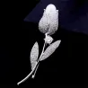 Luxe witte kristallen broche met roos / parelBroches