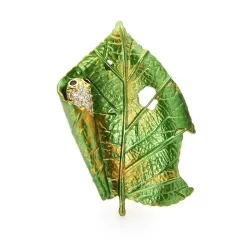 Blad met een zijderups - kristallen brocheBroches
