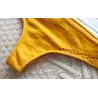 Sexy slipjes - strings met uitsparingen - met opschriftLingerie
