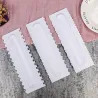 Decorating cream spatula - scraper - irregular teeth / edge
