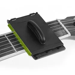 Reinigingstool voor gitaarsnarenGitaar