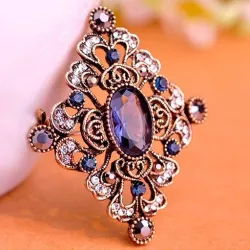 Fashionable flower brooch with crystals