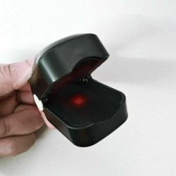 Fingertip pulse oximeter - blood oxygen / saturation / heart rate monitor - OLEDMeasuring instruments