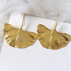 Gouden oorbellen in de vorm van bladeren - metaalOorbellen