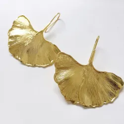 Gouden oorbellen in de vorm van bladeren - metaalOorbellen