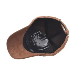 Baseballcap van lamsfleece - verstelbaar - unisex - Sunshine borduurlettersPetten & Hoeden