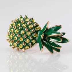 Elegante broche met groene kristalananasBroches