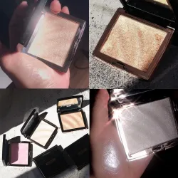 Enlumineur brillant - poudre compacte - poudre bronzante dorée