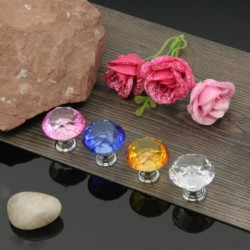 Boutons de meubles élégants - forme de diamant en verre