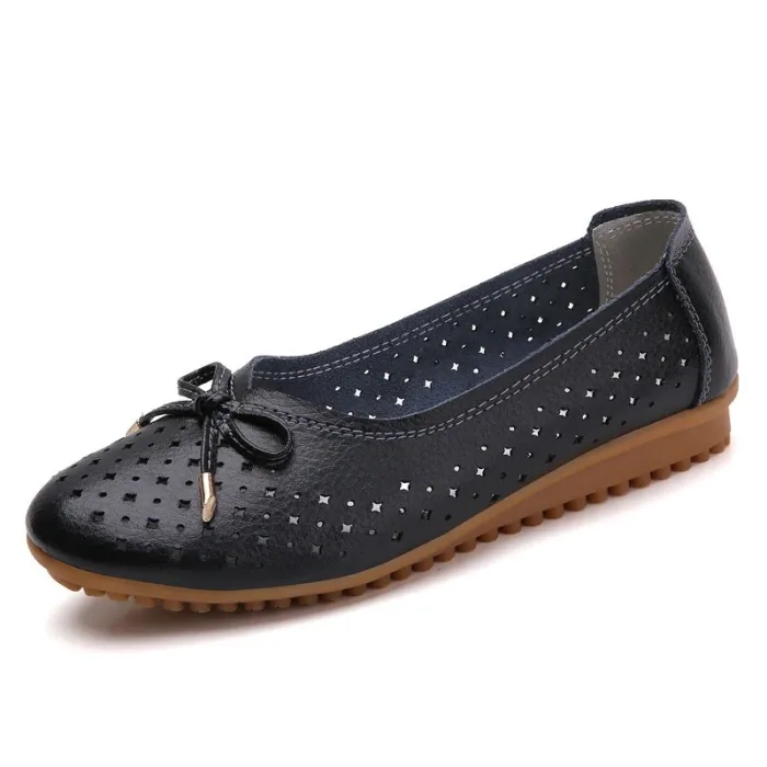 Modieuze klassieke platte schoenen - instappers - uitgehold ontwerpSandalen