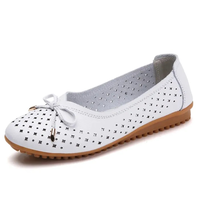 Modieuze klassieke platte schoenen - instappers - uitgehold ontwerpSandalen