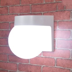 Lampe moderne en forme de boule - applique murale d'extérieur
