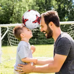 Professional soccer ball - leather - waterproof - white-red - size 4 - 5Balls