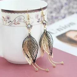 Boucles d'oreilles longues feuilles creuses - avec zircon / perles