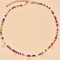 Collier court perles colorées - avec étoiles