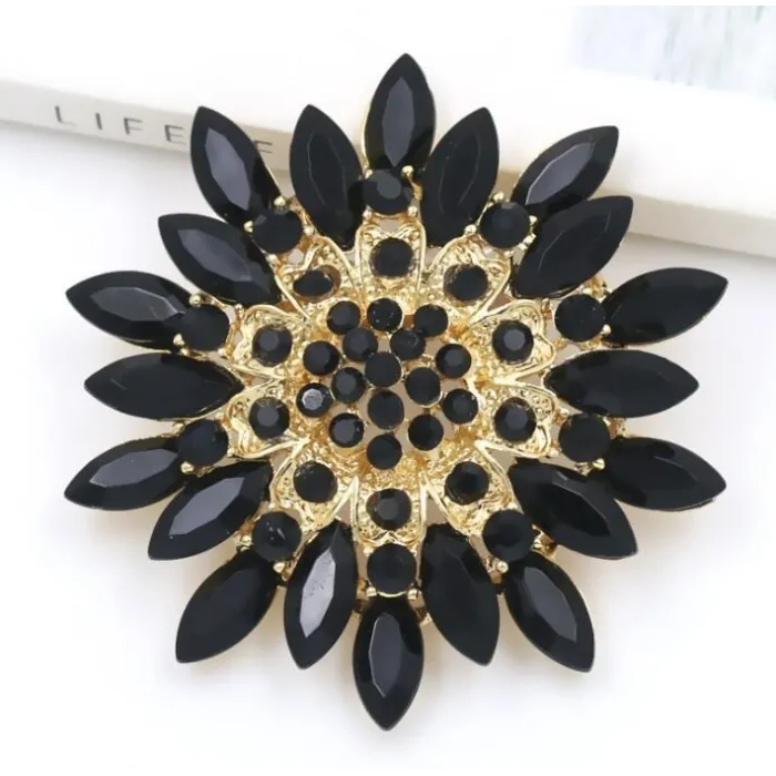 Big daisy flower - crystal broochBrooches