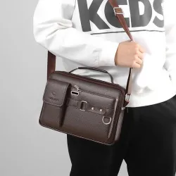 Klein vintage schoudertasje - leerTassen