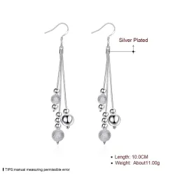 Lange zilveren oorbellen - matte kralen - 925 sterling zilverOorbellen
