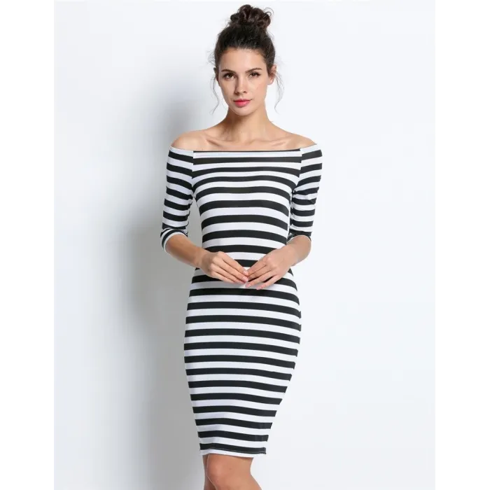 Robe rayée épaules dénudées - slim