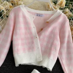 Ensemble à carreaux en maille - jupe - gilet - cardigan