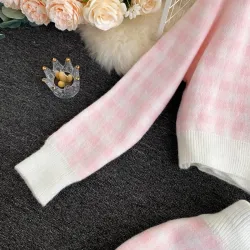 Ensemble à carreaux en maille - jupe - gilet - cardigan