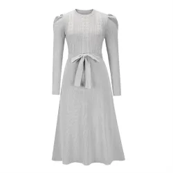 Robe en maille élégante - manches longues - ceinture à la taille
