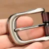 Gesneden lederen riem - met een metalen gespRiemen