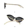 Cat eye stijl zonnebril - met ketting / hartZonnebril