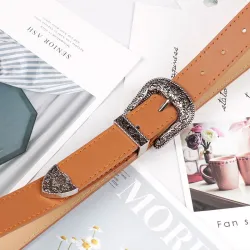 Vintage lederen riem - met bewerkte metalen gespRiemen