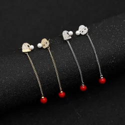 Boucles d'oreilles longues de Noël - avec cristaux - bonhomme de neige / chapeau / perle