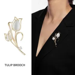 Witte tulpvormige broche - met kristallenBroches