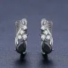Boucles d'oreilles élégantes en argent avec cristal noir
