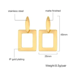 Geometric Gold Stud EarringsOorbellen