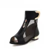 Bottes de sable fin avec décoration glamour en métal